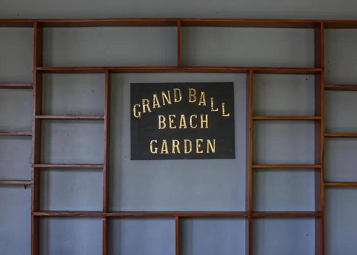 Grand Ball Garden